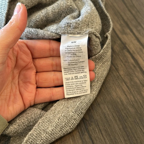 JCREW Men’s Heather Gray Slim fit Sweater 100% Cotton size medium - Picture 9 of 9